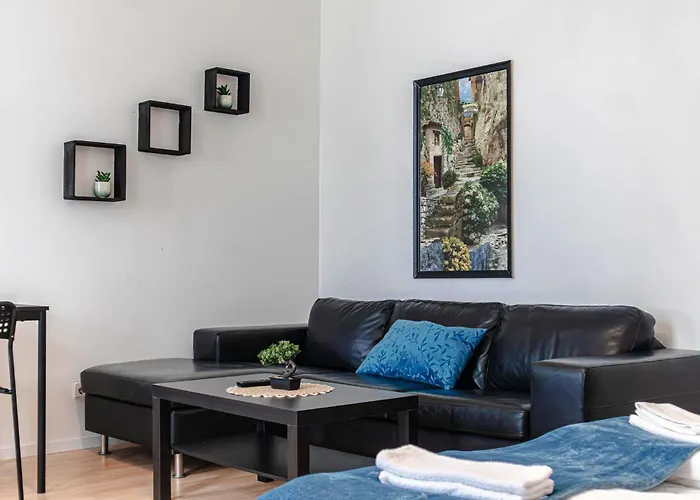 Stylish 1-bedroom Retreat - Meidling Center Apartment *